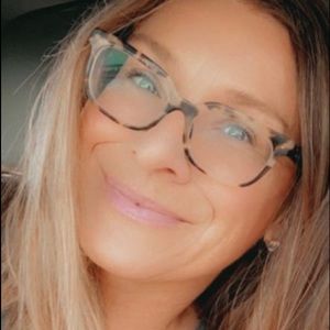 Meet your Posher, Alisha